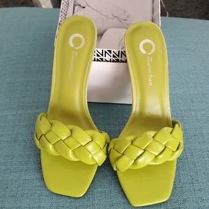 Women's Lime Green Braided Sandals Size 6